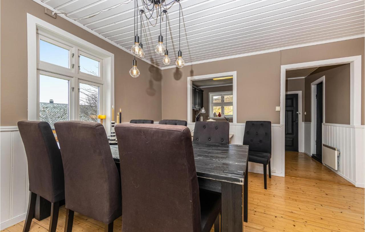 3 Bedroom Nice Home In Kvamsoy Sandvik  Exterior photo